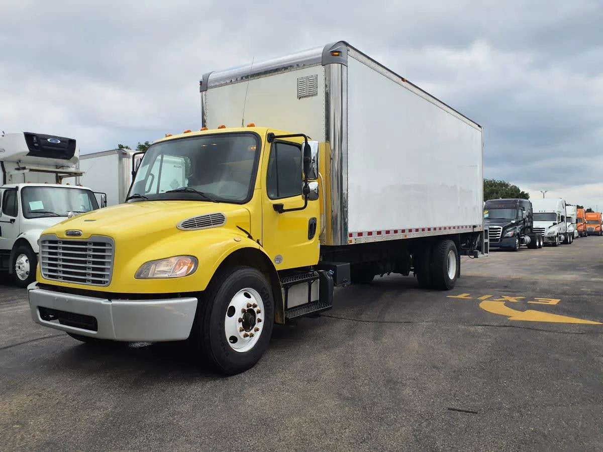 2016 Freightliner M2 106