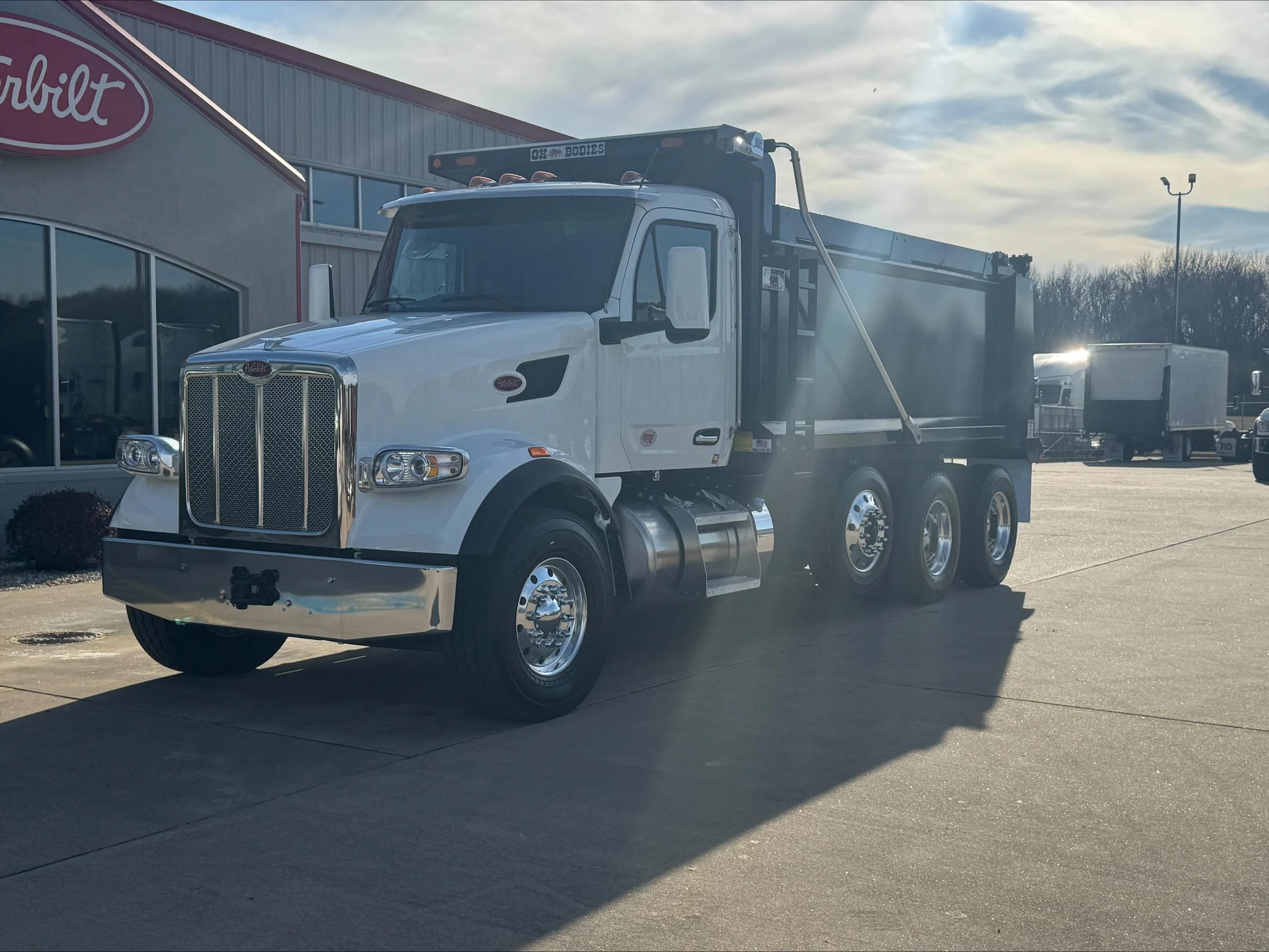 2026 Peterbilt 567