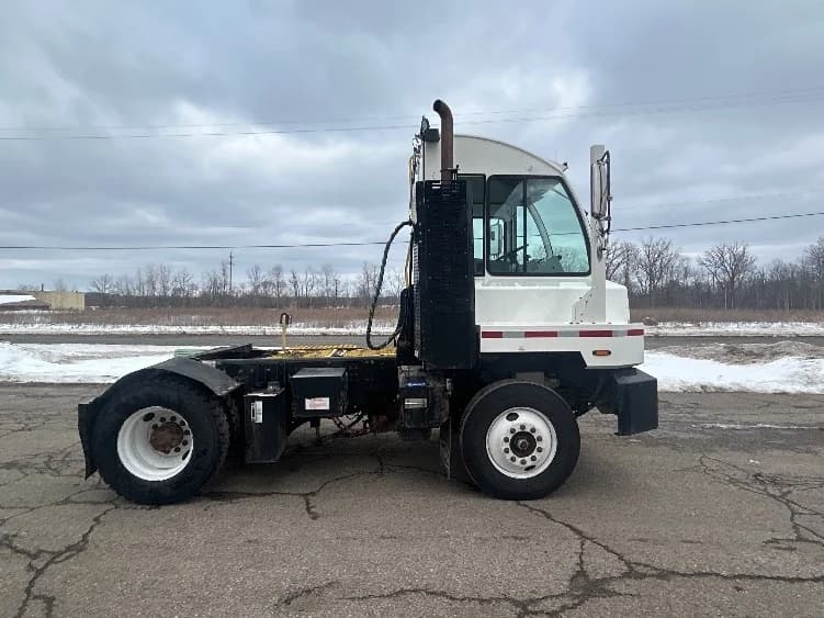 2023 Autocar in Cadillac, MI — photo 8