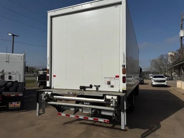 2026 Isuzu FTR in Sealy, TX — photo 4