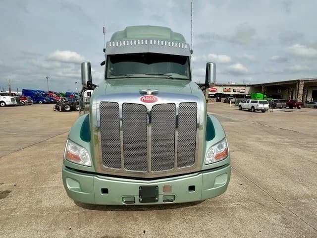 2020 Peterbilt 579 in Tulsa, OK — photo 5