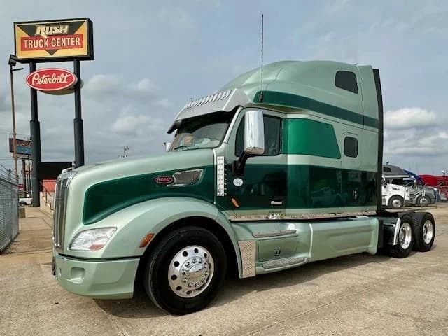 2020 Peterbilt 579 in Tulsa, OK — photo 3