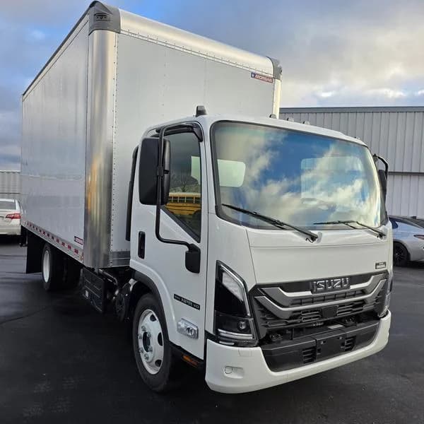 2025 Isuzu NPR