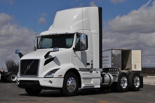 2026 Volvo VNR 640