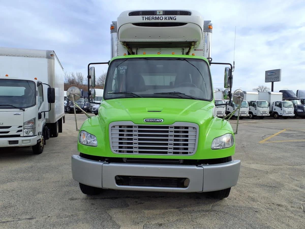 2019 Freightliner M2 106 in Warwick, RI — photo 2