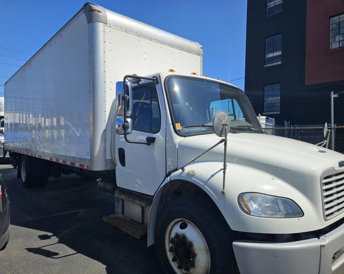 2020 Freightliner M2 106 in Springfield, MA — photo 3
