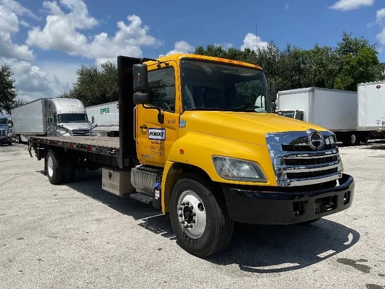 2020 Hino 338