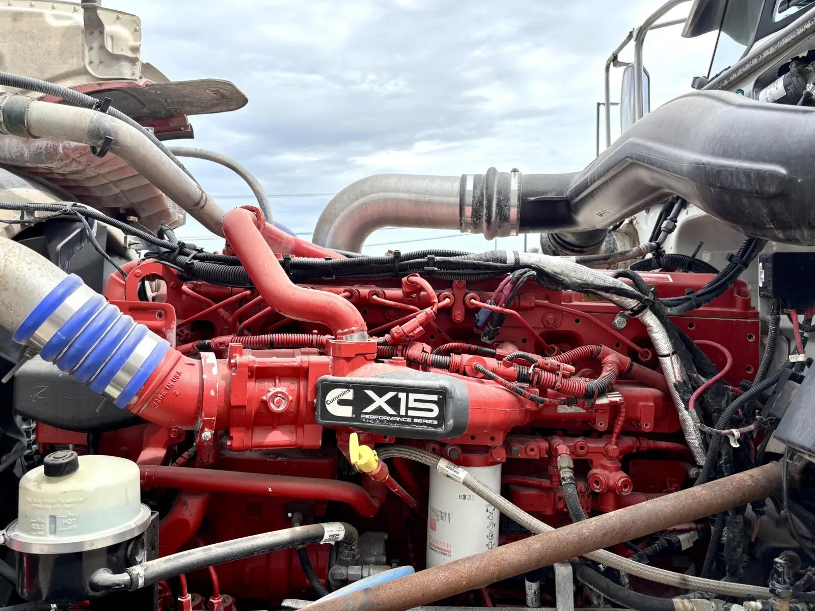 2019 Peterbilt 389 in Hutchins, TX — photo 13