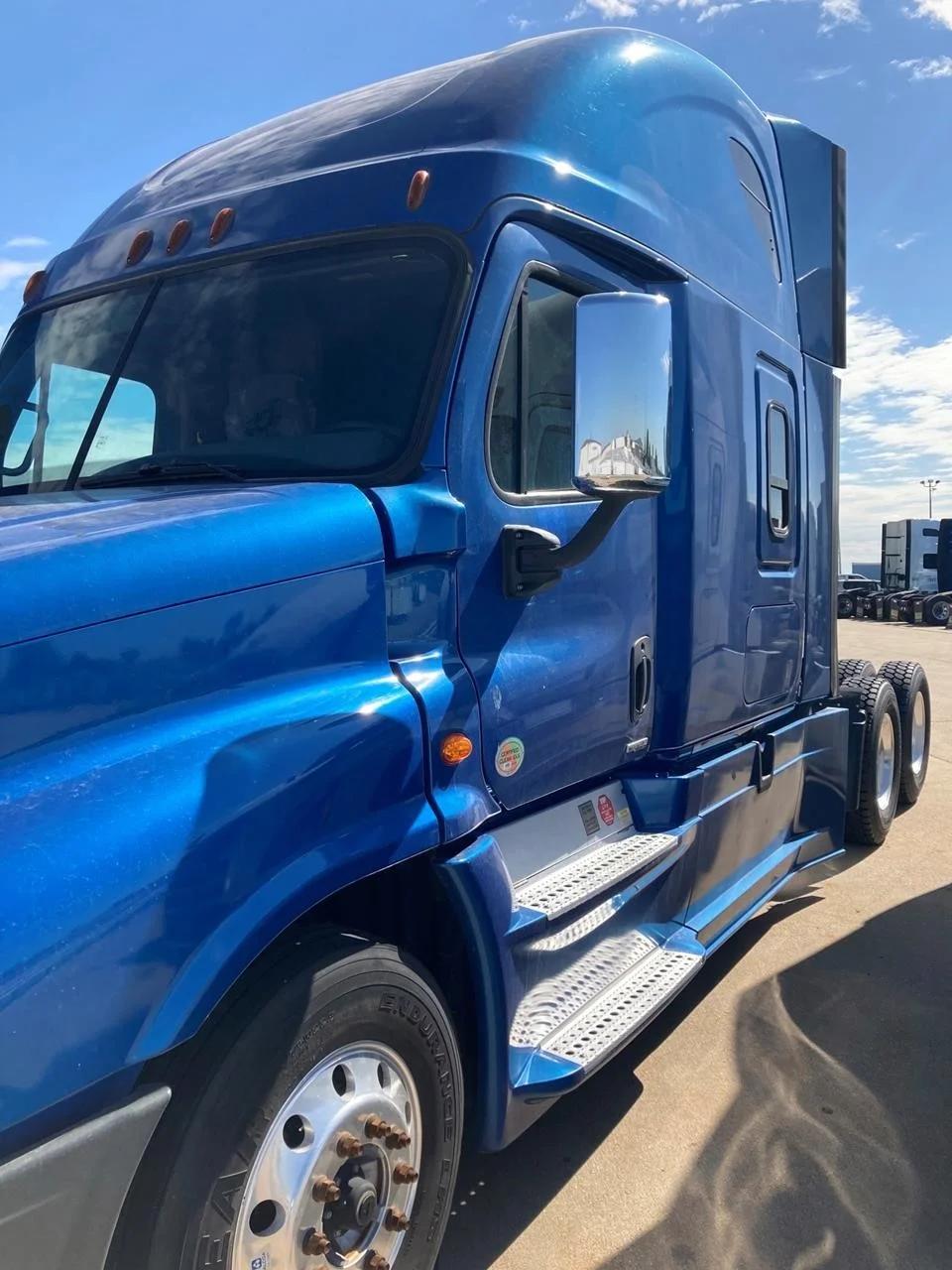 2017 Freightliner Cascadia