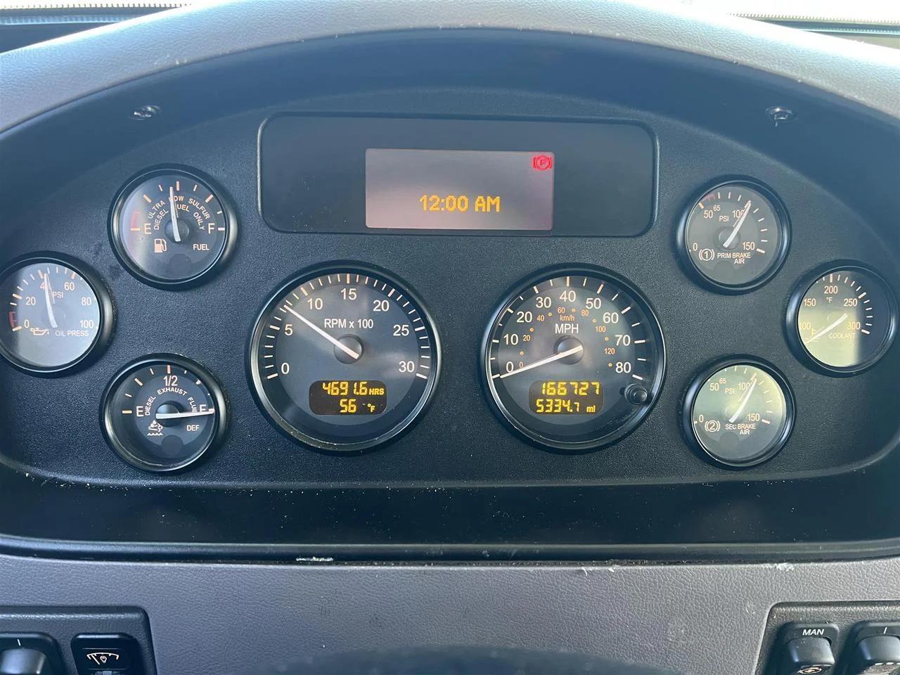 2021 Peterbilt 337 in Eau Claire, WI — photo 8