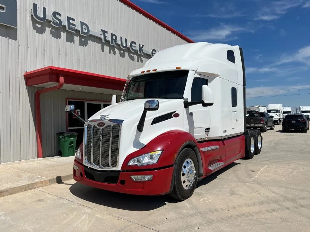 2022 Peterbilt 579 in Springfield, MO