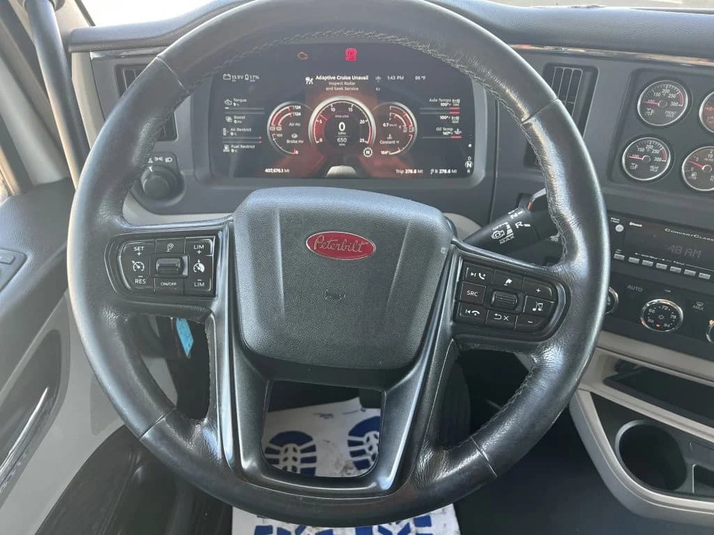 2022 Peterbilt 579 in Springfield, MO — photo 12