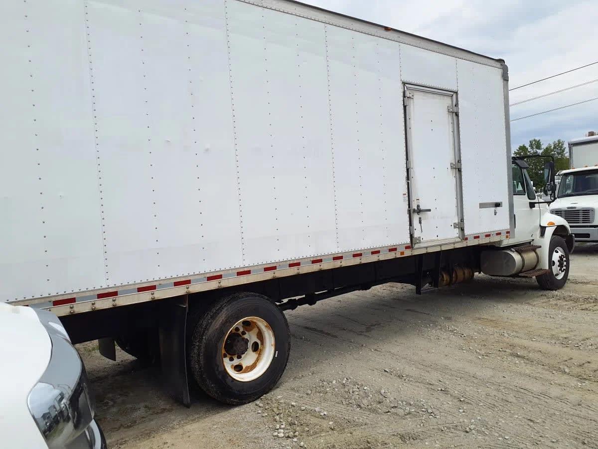 2019 International 4300 in Indianapolis, IN — photo 4