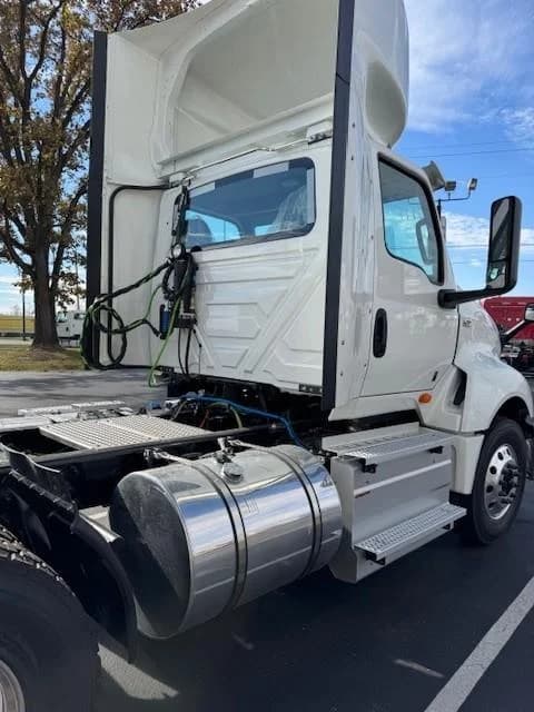 2026 International LT in Lima, OH — photo 9
