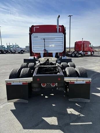 2021 Freightliner Cascadia in Jerome, ID — photo 4