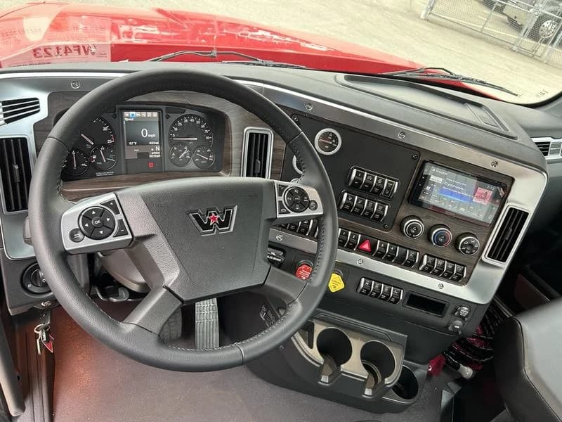 2026 Western Star 49X in Pittsburgh, PA — photo 12