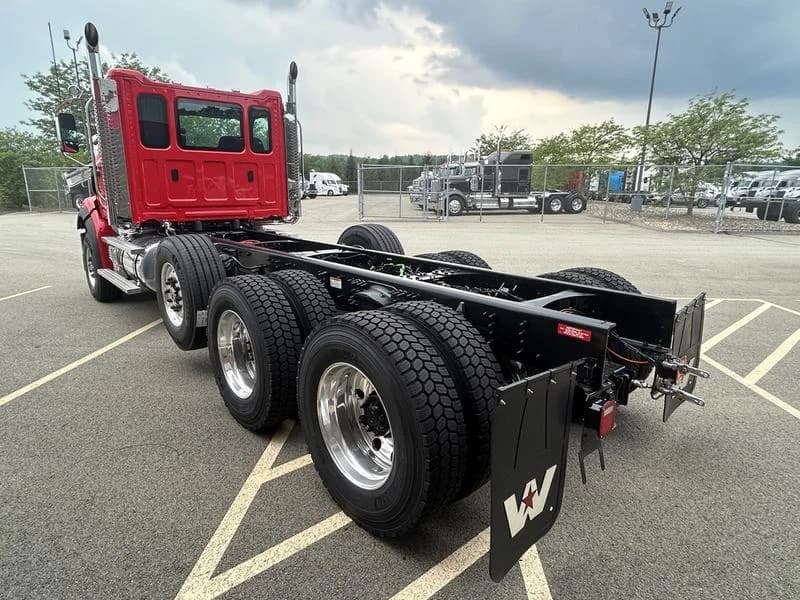 2026 Western Star 49X in Pittsburgh, PA — photo 6