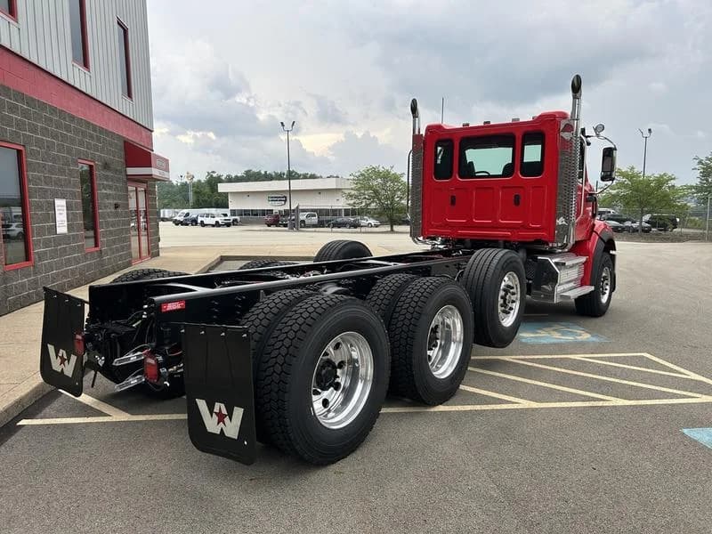 2026 Western Star 49X in Pittsburgh, PA — photo 4