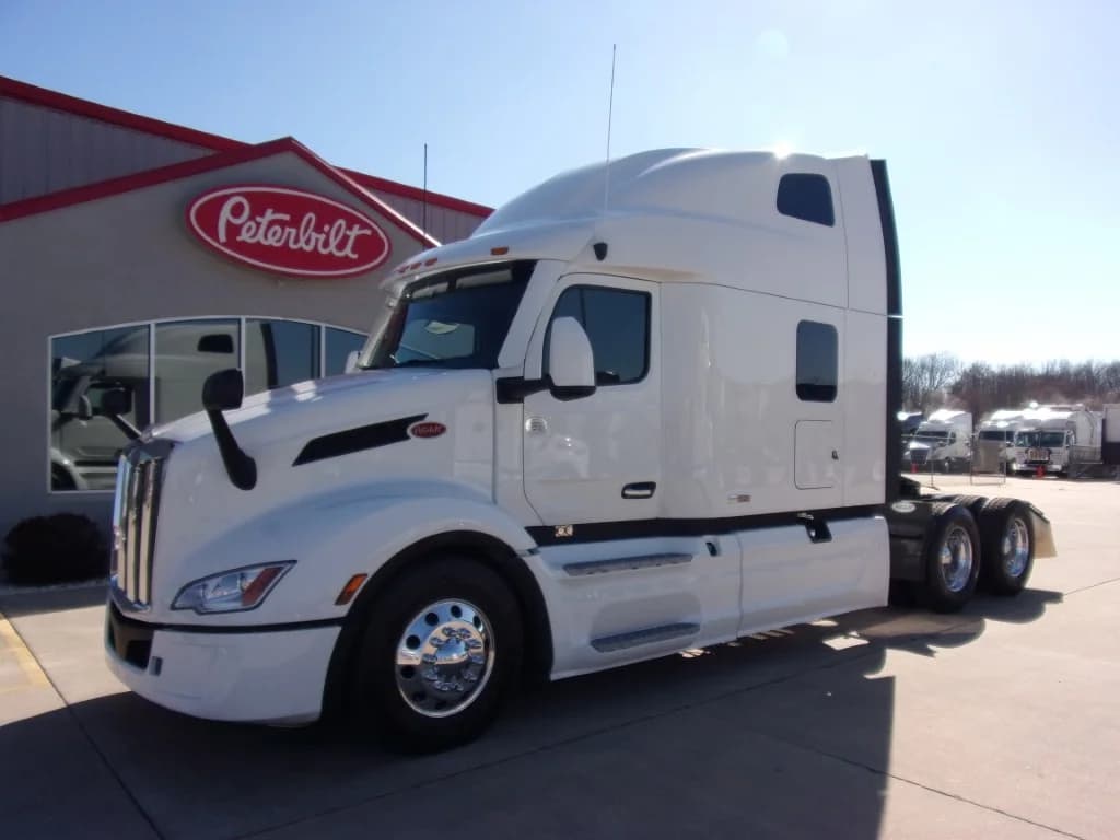 2024 Peterbilt 579 in Fort Smith, AR
