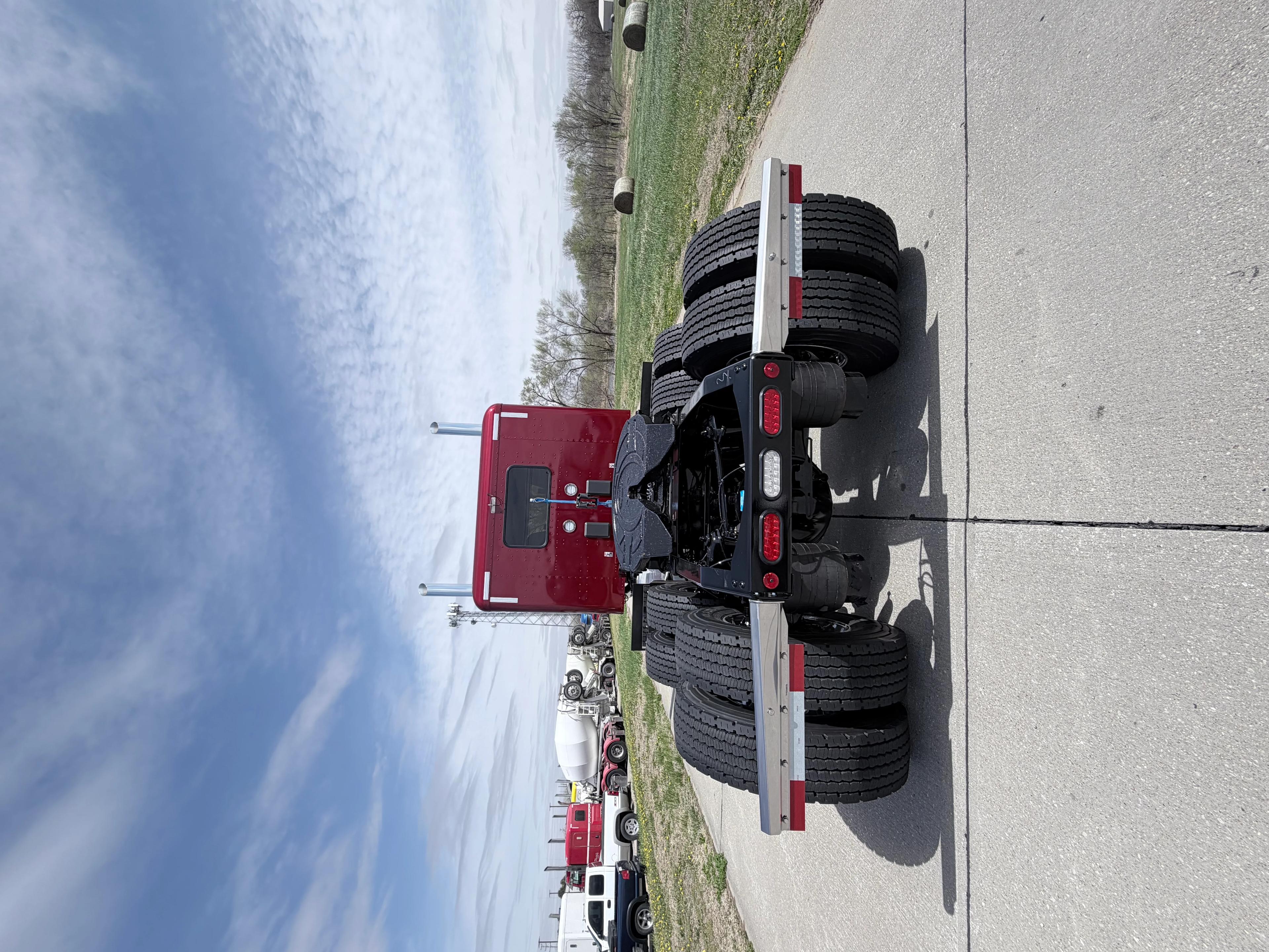 2027 Peterbilt 589 in NORFOLK, NE — photo 5