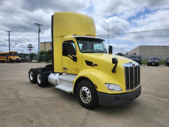 2021 Peterbilt 579 in Waco, TX — photo 5
