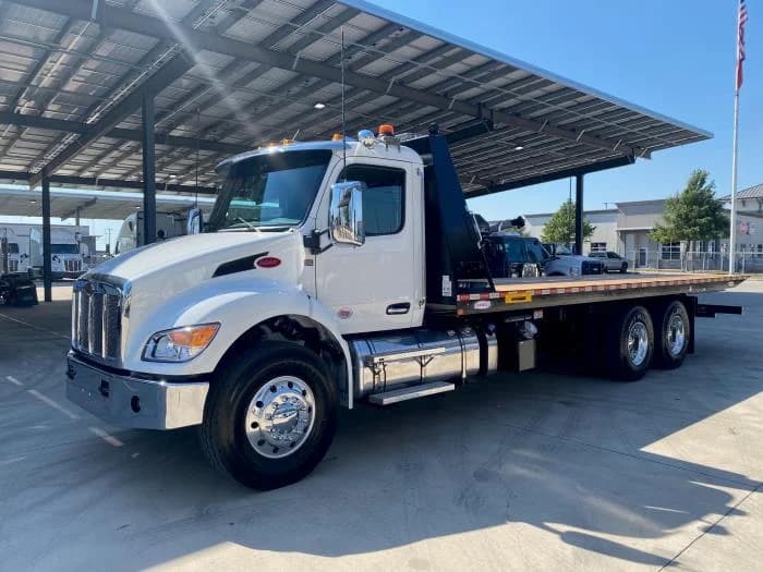 2026 Peterbilt 548 in San Antonio, TX — photo 3