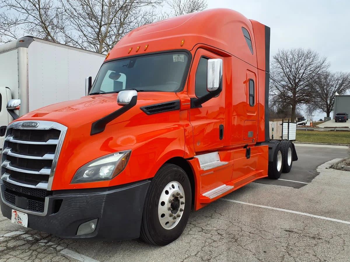 2020 Freightliner Cascadia