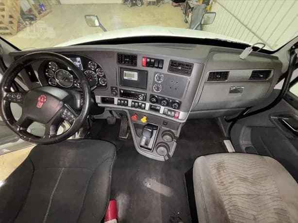 2018 Kenworth T680 in Hartford, SD — photo 15