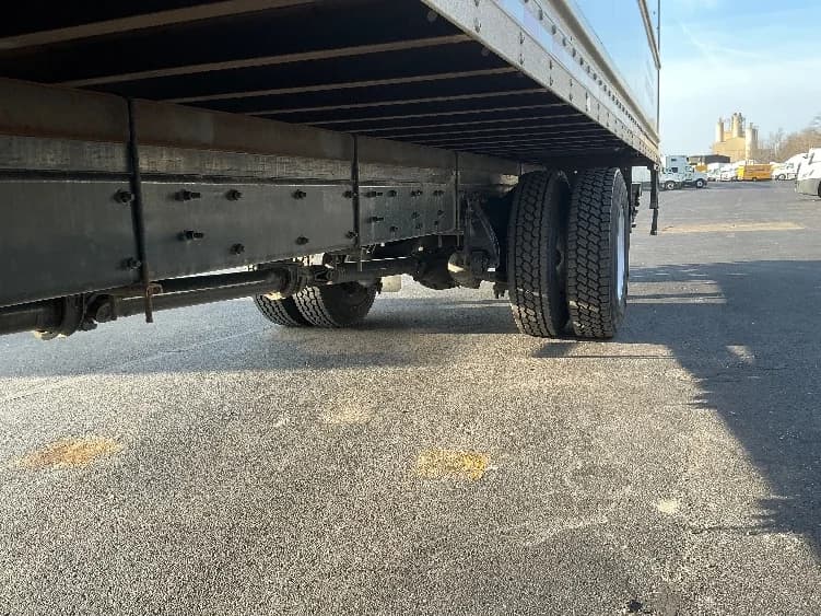 2022 Freightliner M2 106 in Indianapolis, IN — photo 5