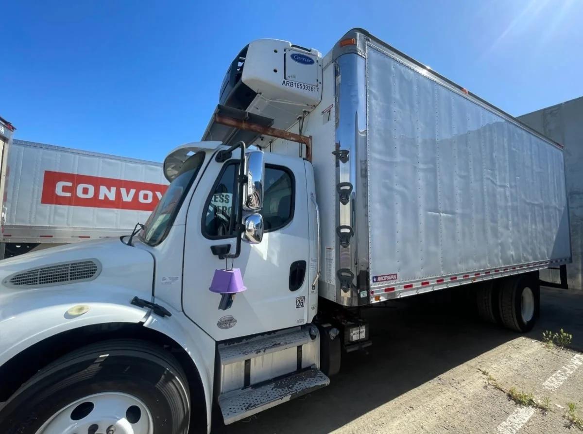 2016 Freightliner M2 106 in Hayward, CA — photo 13