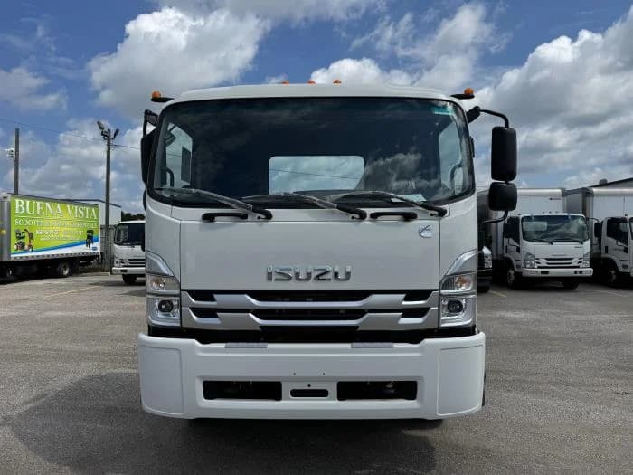 2025 Isuzu FTR in Orlando, FL — photo 8