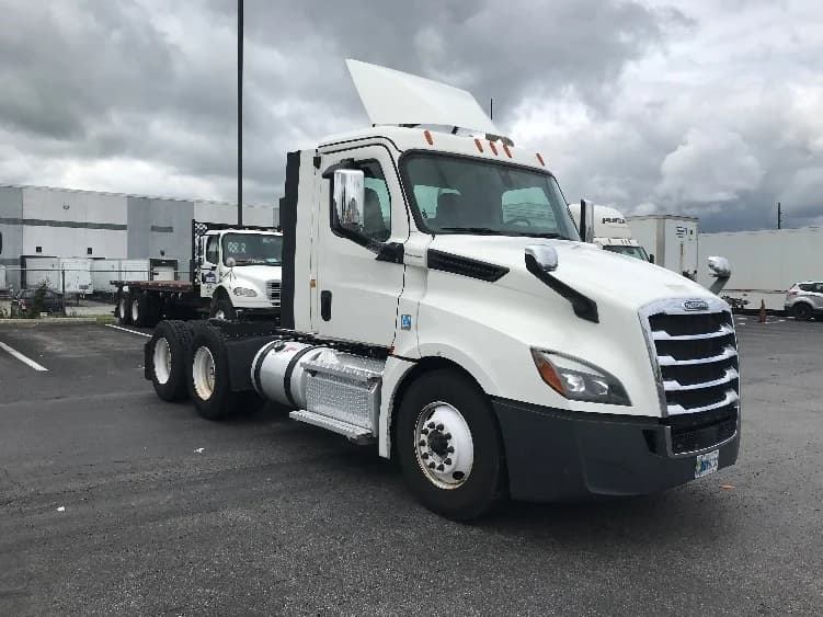 2020 Freightliner Cascadia