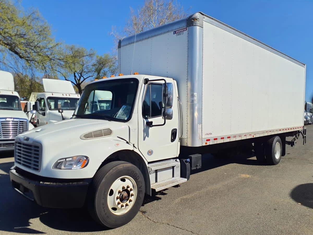 2023 Freightliner M2 106