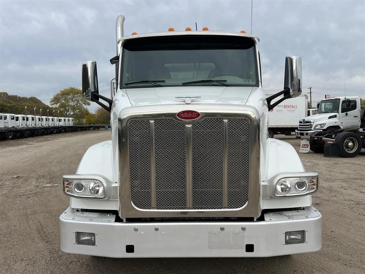 2021 Peterbilt 567 in Rochester, MN