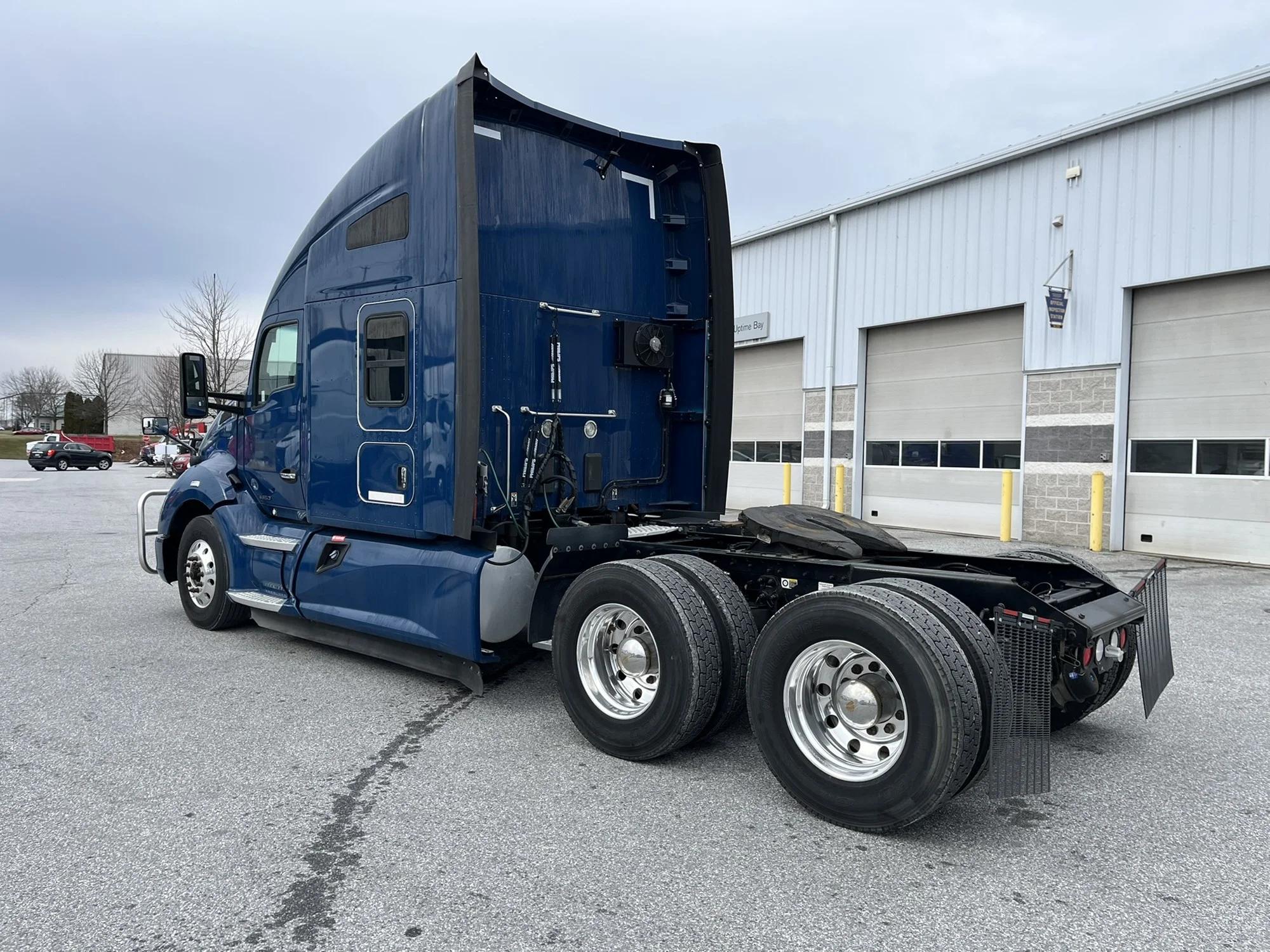 2018 Kenworth T680 — photo 6