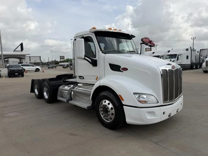 2019 Peterbilt 579 — photo 8