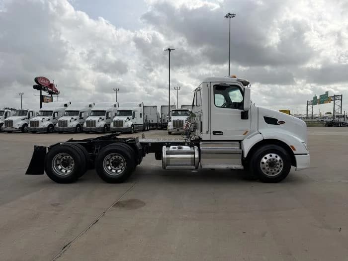 2019 Peterbilt 579 — photo 7