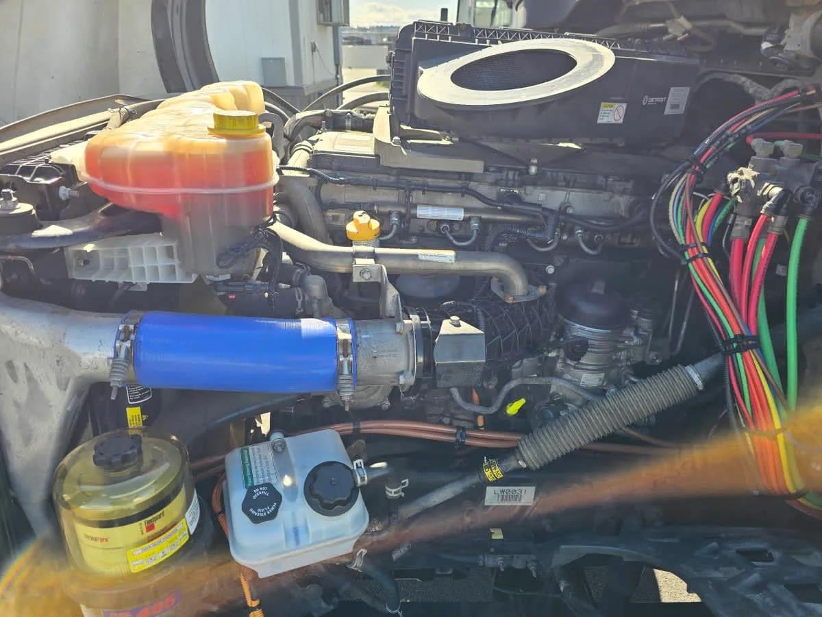 2020 Freightliner Cascadia in Tacoma, WA — photo 9