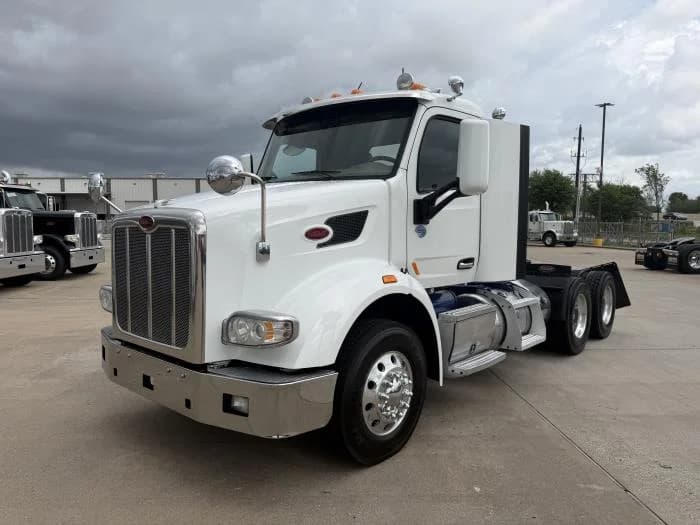 2019 Peterbilt 567 — photo 3
