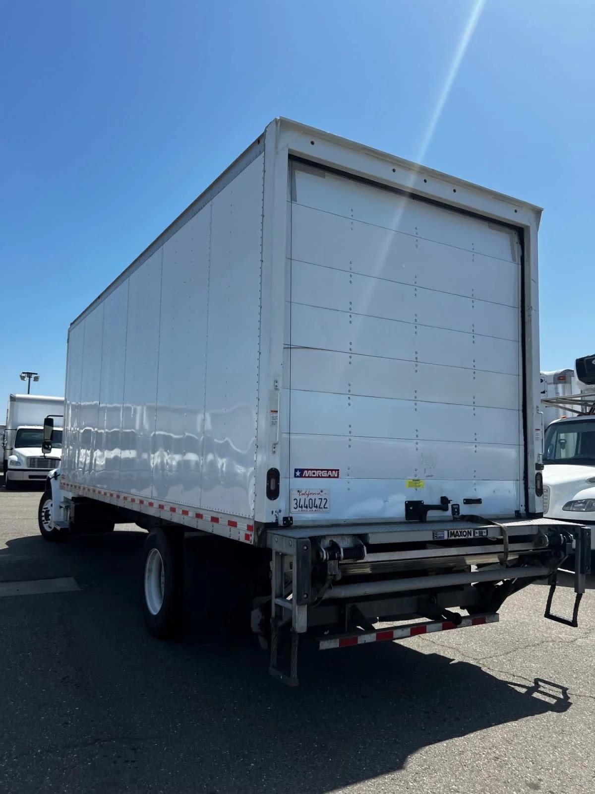 2021 Freightliner M2 106 in Fontana, CA — photo 6