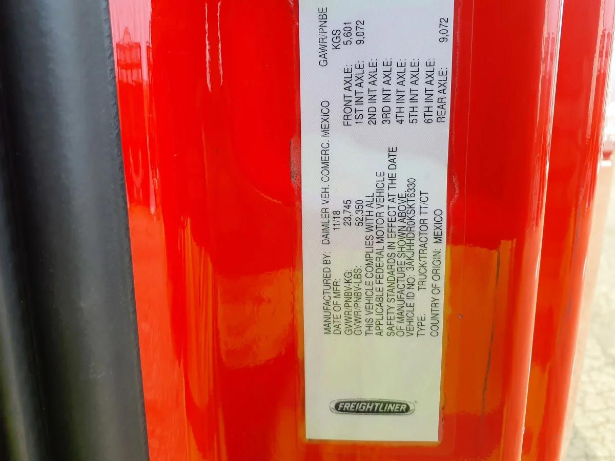 2019 Freightliner Cascadia in Wayland, MI — photo 10