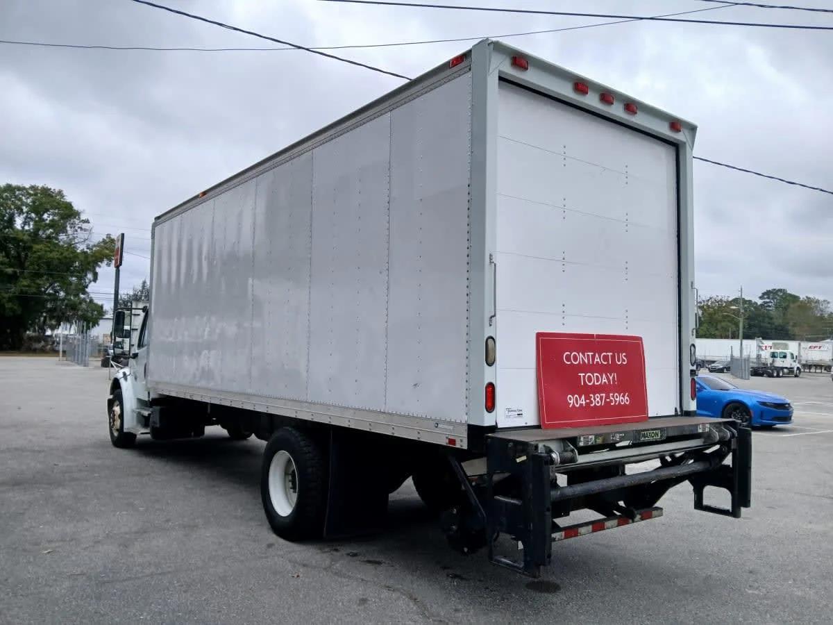 2015 Freightliner M2 106 in Jacksonville, FL — photo 6