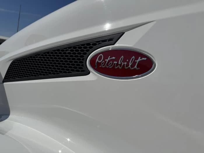 2026 Peterbilt 579 in Houston, TX — photo 11