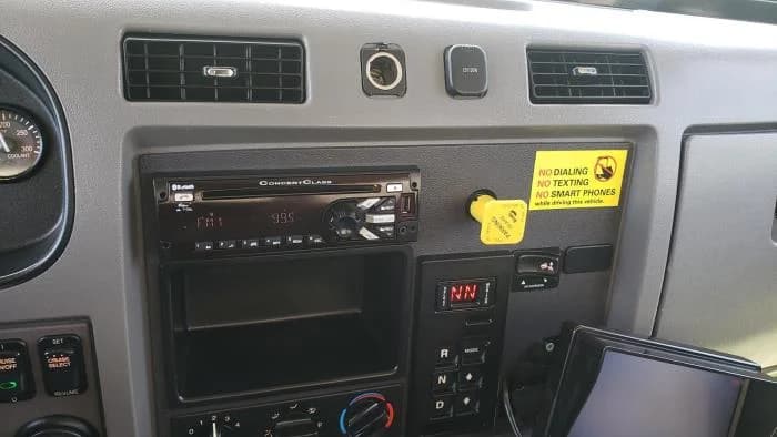 2020 Peterbilt 337 in Orlando, FL — photo 14
