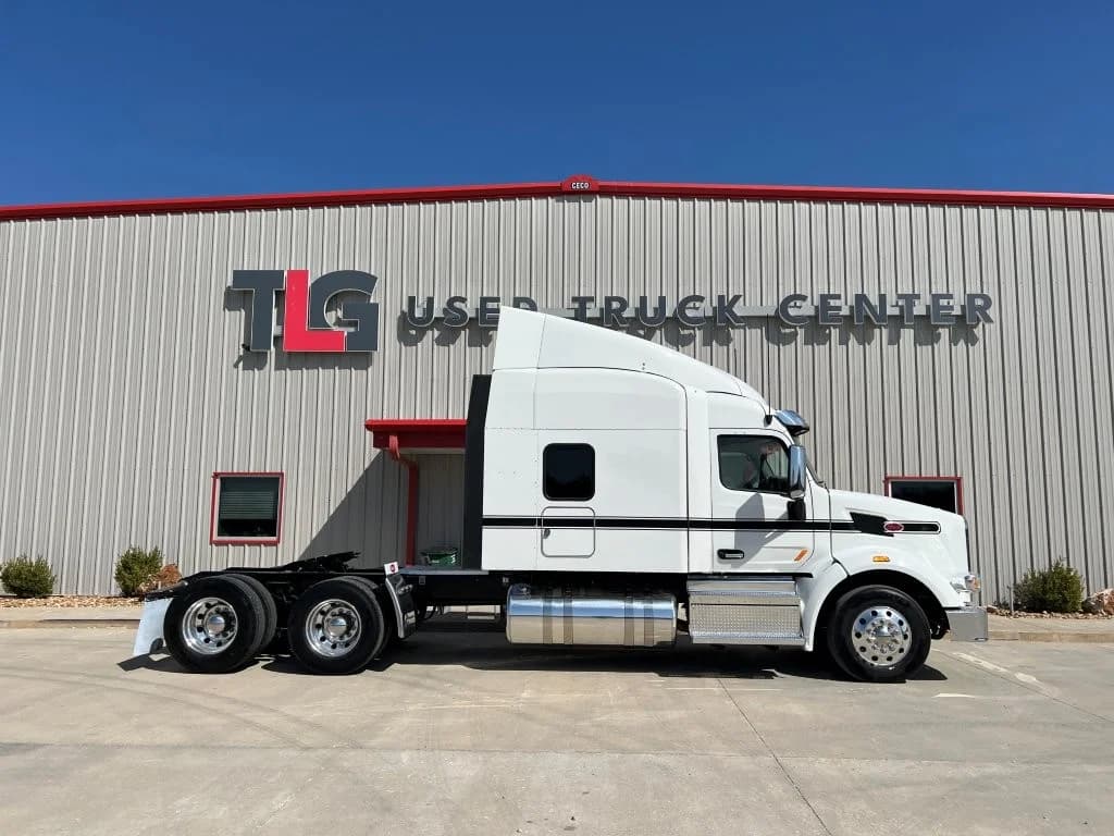2022 Peterbilt 567 in Springfield, MO — photo 4