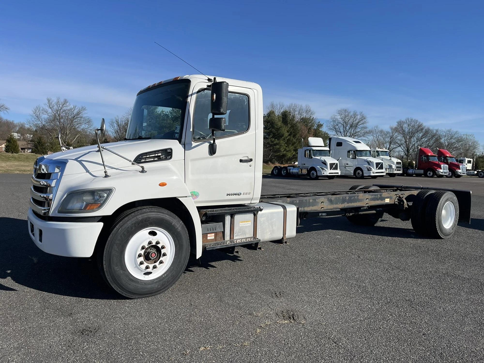 2018 Hino 338