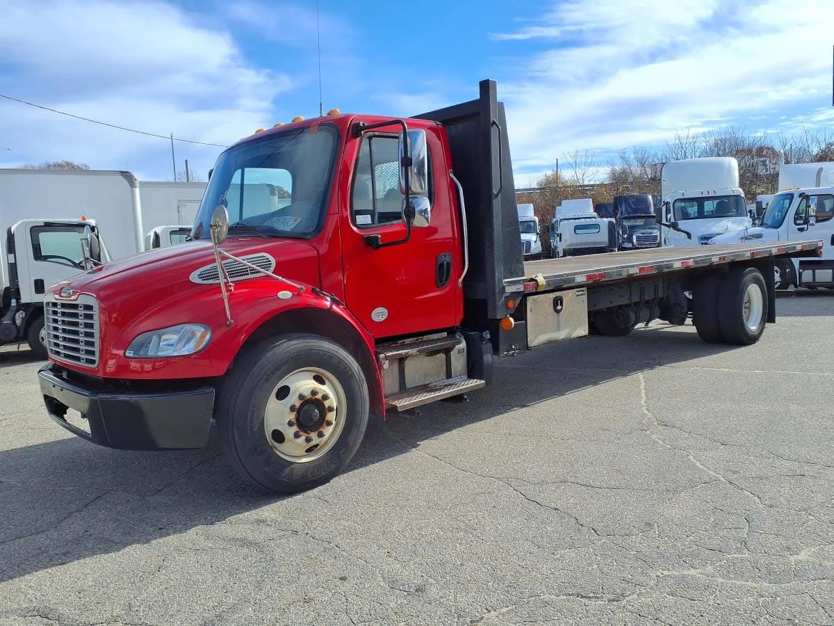 2019 Freightliner M2 106