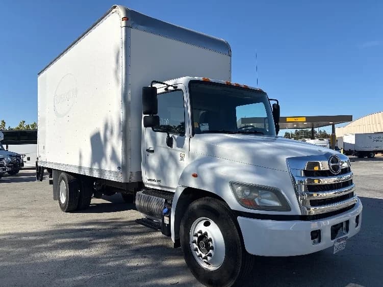 2016 Hino 268