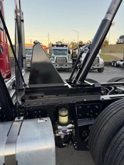 2026 Mack Granite in La Vergne, TN — photo 10