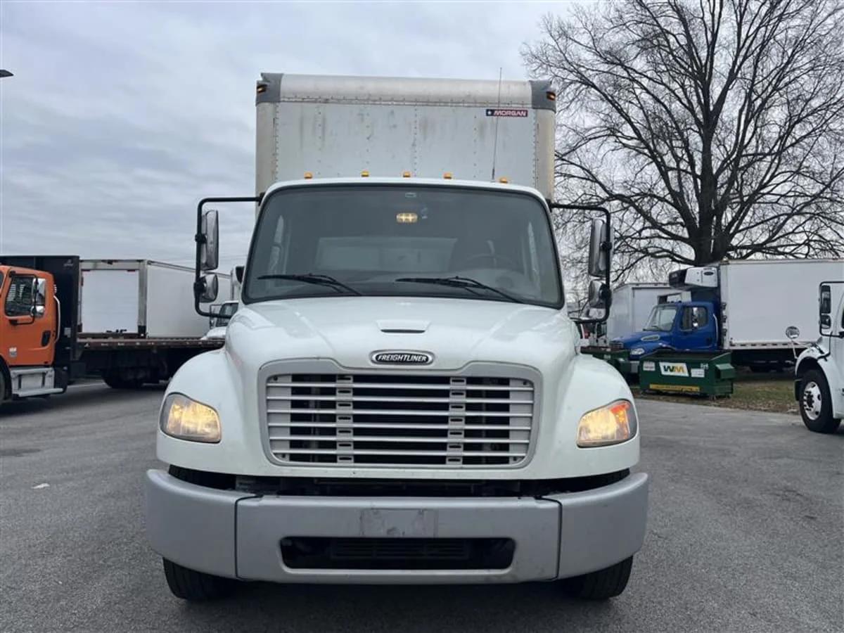 2020 Freightliner M2 106 in Beltsville, MD — photo 2